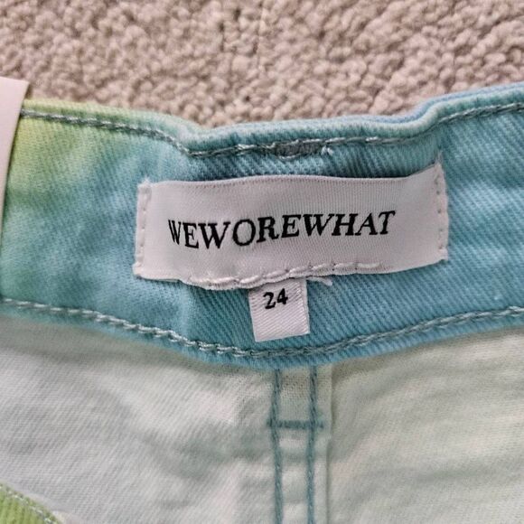 3/$15 WeWoreWhat Tie Dye Flare Denim Short Size 24 - Picture 4 of 9